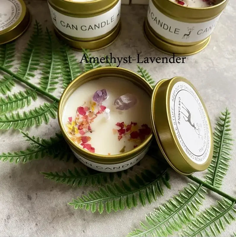 Bougie parfumée en cire de soja - pierre de cristal et fleurs séchées