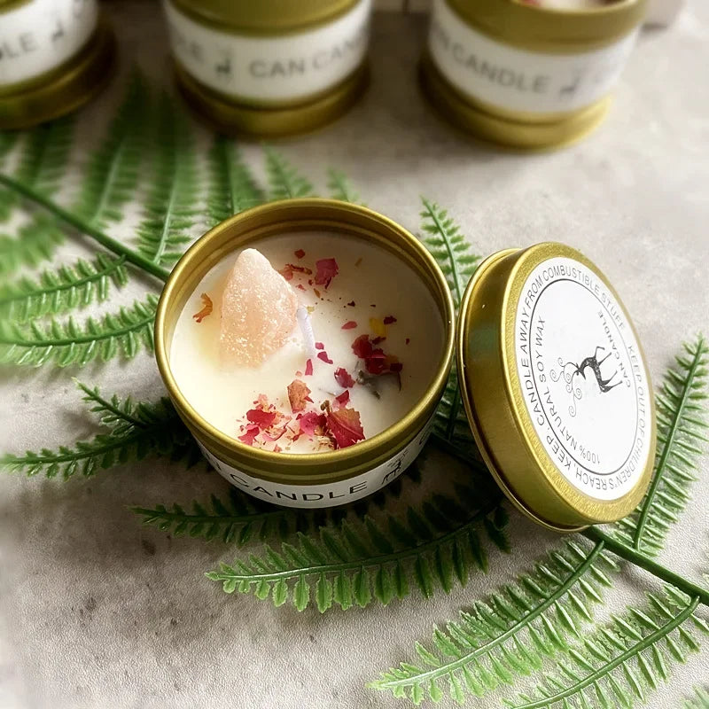 Bougie parfumée en cire de soja - pierre de cristal et fleurs séchées